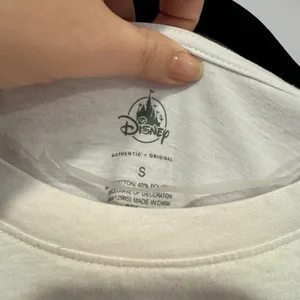 Disney world Winnie the Pooh honeypot‎ shirt thumbnail 2