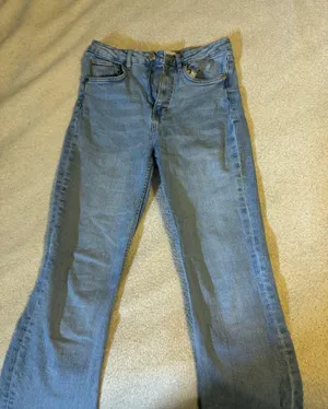 ZARA Mid-Rise Flare Jeans thumbnail 2