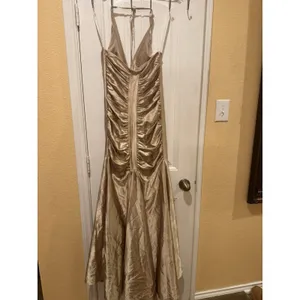 Jessica McClintock Gold Halter Evening Gown Dress Size 8 Ruched Wedding thumbnail 8