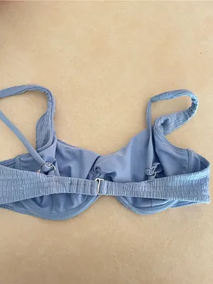 Abercrombie & Fitch Continuous Underwire Twist Bikini Top Size Medium thumbnail 4