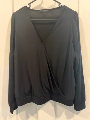Banana Republic Top thumbnail 2