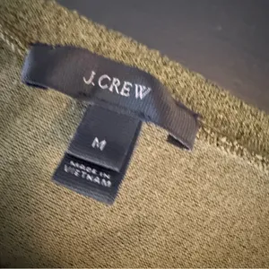 J crew pea green shimmery Gold Ruffle‎ Sleeve Top size medium thumbnail 4