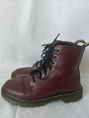 Dr. Martens Leyton Cherry Red Smooth Leather 7 Eye Lace-Up Boots **Size 6** 🍒🍒 thumbnail 5
