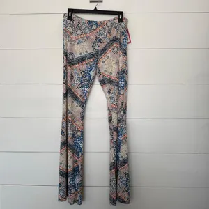 Xhilaration Women’s Large Blue Orange Patterned Wide Leg Pants New thumbnail 1