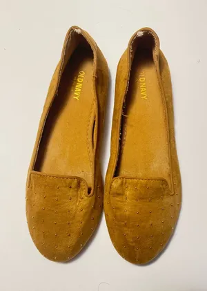 Old Navy Women's Brown Studded Flats Sz 8 thumbnail 1