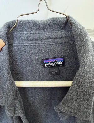 Men’s Patagonia Fleece Button-Down thumbnail 4