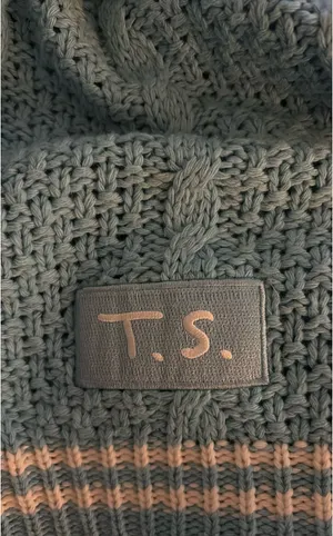 Taylor Swift Cardigan 1989 thumbnail 4