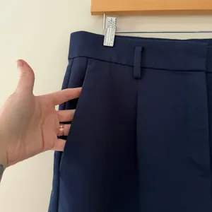 Ann Taylor Wide Leg Pleated Trouser Pants Navy Blue High Waist Women Size 8 thumbnail 9