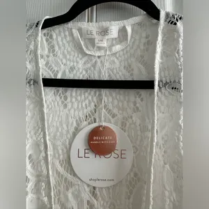 NWT Le Rose bridal bride full length Maxi white lace robe size S/M thumbnail 4