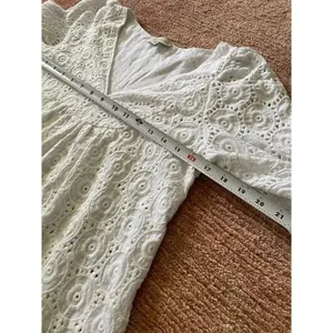 Annie Griffin white cotton eyelet lace blouse XS long sleeve boho top thumbnail 6