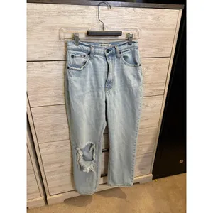 Abercrombie & Fitch Ankle Straight Ultra High Rise Distressed Jeans LightWash 26 thumbnail 2