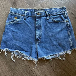 Wrangler Shorts Denim thumbnail 1