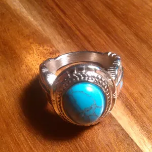 Blue Howlite and Enameled Feather Stainless Steel Ring (Size 7) thumbnail 5