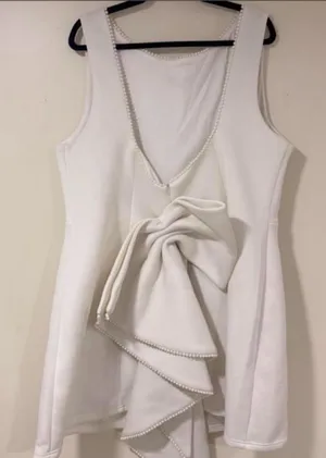 White Bach Dress Size XXL thumbnail 1