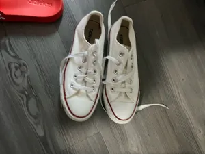 Converse thumbnail 3