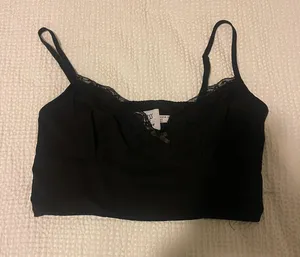 Princess Polly Old School Love Lace Crop Top Black thumbnail 2