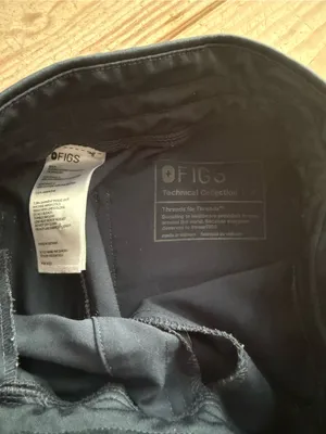 FIGS Zamora Jogger Scrub Pants - Small thumbnail 2