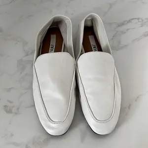 Zara white loafers NWOT   thumbnail 2