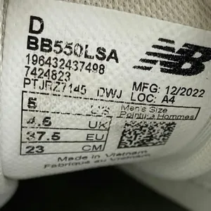 New Balance 550 Women's White Low Top Lace Up Activewear Sneakers Shoes Size 5 thumbnail 5