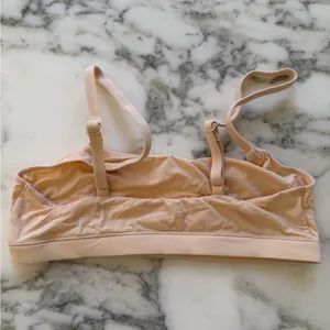 NWT Quince Beige Light Nude Second Skin Scoop Neck Bralette (2-Pack) Sz XS thumbnail 7