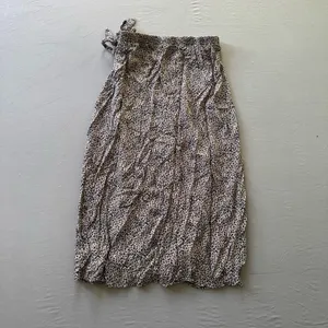 Kirious Los Angeles Cheetah Print Wrap Skirt thumbnail 2