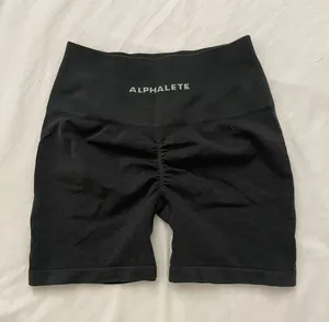Alphalete Amplify Shorts thumbnail 1