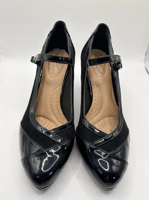Dexflex Comfort Black Pump Pointed Toe Faux Suede Patent Ankle Strap Heels 8.5 thumbnail 1