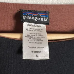 Patagonia Solid Black Organic Cotton Blend Boat Neck Long Sleeve Shirt Size S thumbnail 7