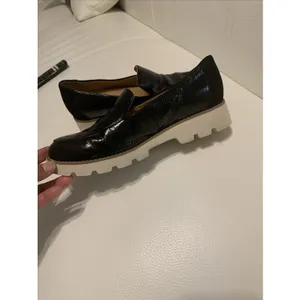 Vionic Kensley Women's Sz 7.5 Shoes Black Patent Leather Slip On Loafers thumbnail 4