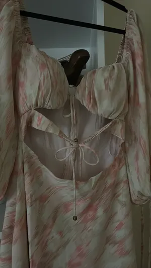 Dress thumbnail 3
