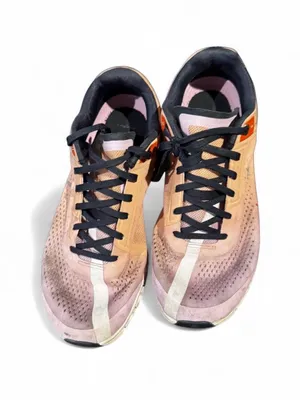 On Running Women's Gradient Pink and Orange Cloud Running Shoes thumbnail 2