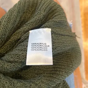 New with tags Miracle Hunter Green off the shoulder sweater thumbnail 5
