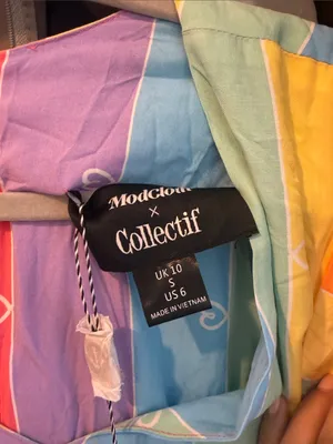 NWT Modcloth Collectif Thelma Rainbow Hearts Maxi Dress Size 6 thumbnail 3