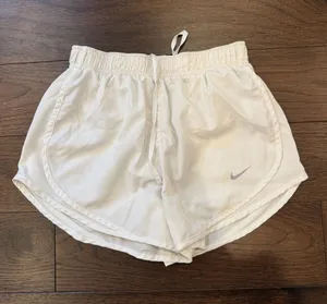 Nike White Print Dri-FIT Shorts Size Small - C72-022 thumbnail 1