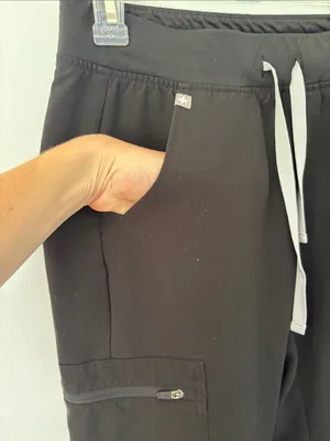 FIGS Zamora Jogger Scrub Pants Black Technical Collection XS Healthcare Nurse thumbnail 4