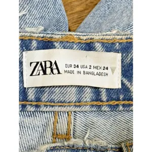 Zara light wash high-rise distressed denim jeans – size 2 thumbnail 6