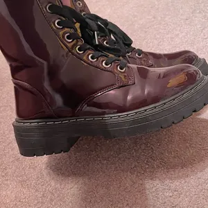 TRUE CRAFT Women’s Faux Leather Combat Boots thumbnail 6