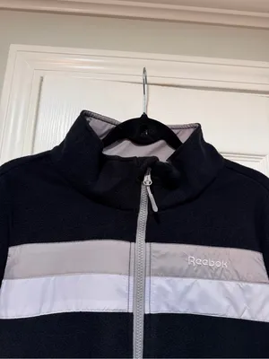 NWT Reebok Size M Black Full Zip Fleece Jacket Retro Colorblock Outdoor Active thumbnail 2