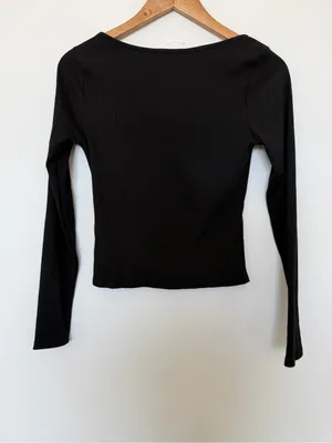 Mixed Wet Seal Black Long-Sleeve Scoop Neck Top thumbnail 3