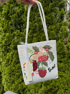 Viral beaded sweet bag White thumbnail 8