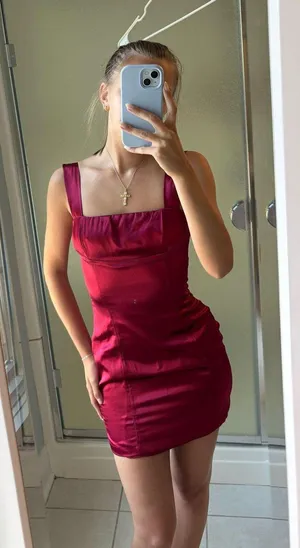 Lucy in the Sky Burgundy Dress Mini thumbnail 1
