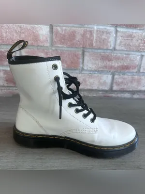 Dr. Martens Zavala Lace Up Combat Boots White Women’s 7 White Leather Doc Ankle thumbnail 5
