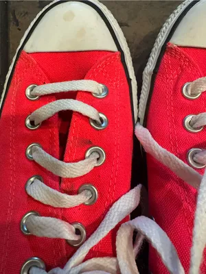 Converse Chuck Taylor Low Top Pink Sneakers - Women's 9 thumbnail 5