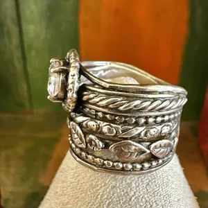 Sterling Silver Israel Wide Band Leaf Ring w/ CZ thumbnail 8