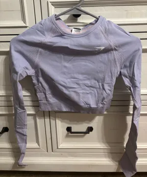 Gymshark Top thumbnail 1