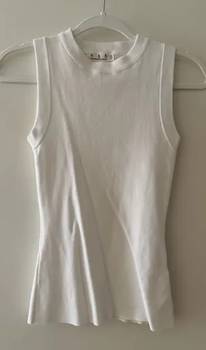 Boutique White Top thumbnail 1