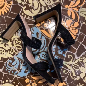 Jennifer Lopez Black Rhinestone Two-Band Heeled Sandals Sz: 10 thumbnail 2