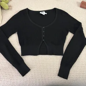 Princess Polly Black Button Going Out Top thumbnail 1