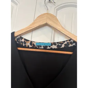 Alice & Olivia Black And Leopard Belted Dress‎ thumbnail 8