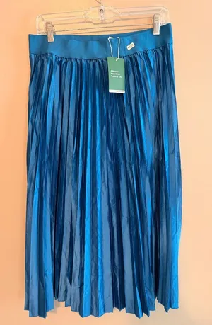Halara L Pleated Satin Midi Skirt In Blue Size L Lightweight Fabric NWT thumbnail 1